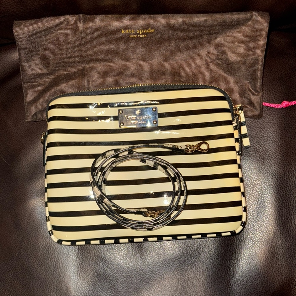 Kate Spade cream and black crossbody